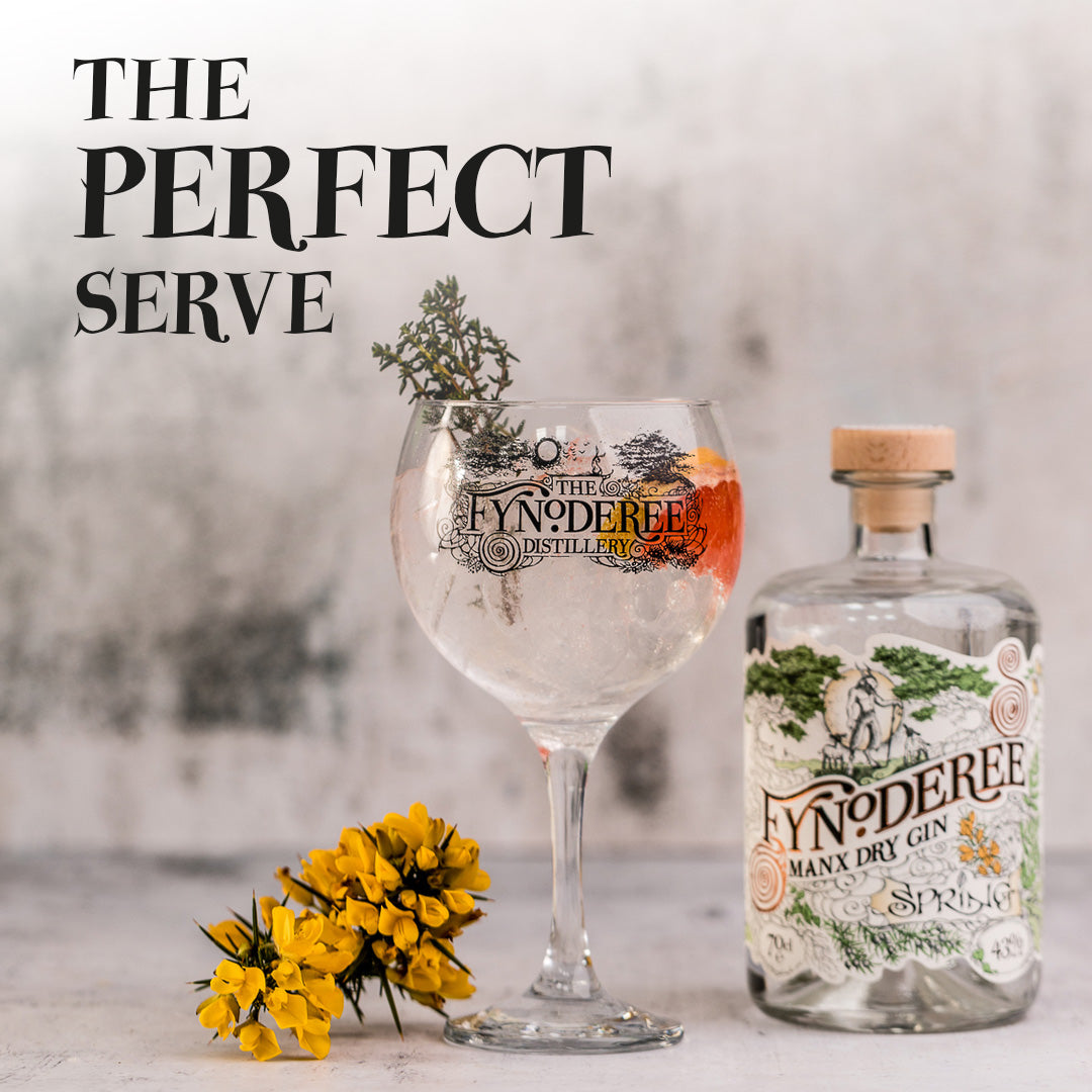 A Perfect Serve of Fynoderee Manx Dry Gin - Autumn Edition