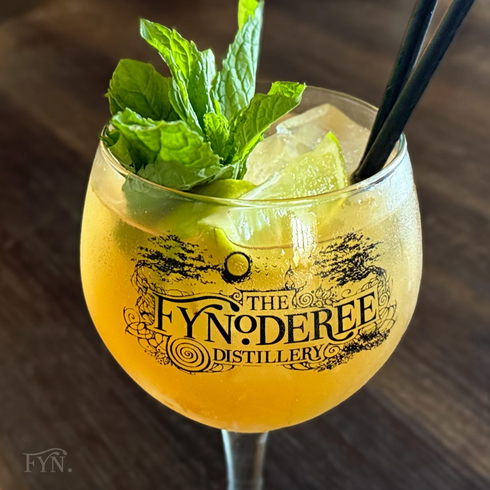 Royal Rhumsaa Mojito