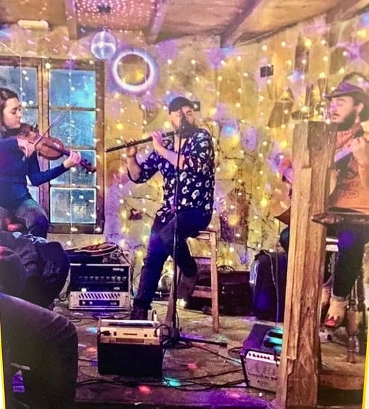 Saturday 2nd April, 4pm: Xosé Liz Trio at The Fyn Bar